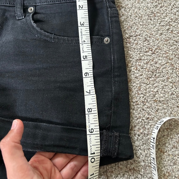Gap Women’s Black Denim Shorts - Picture 5 of 6